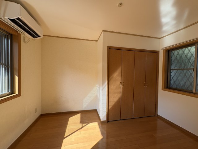 ブルースピンの居間写真