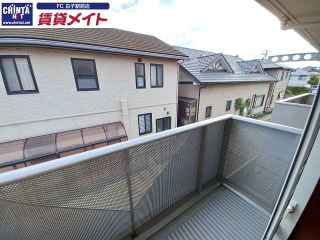 バルコニー　同物件別部屋写真