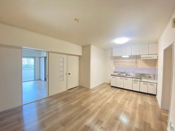 居室・リビング　※別部屋の写真です