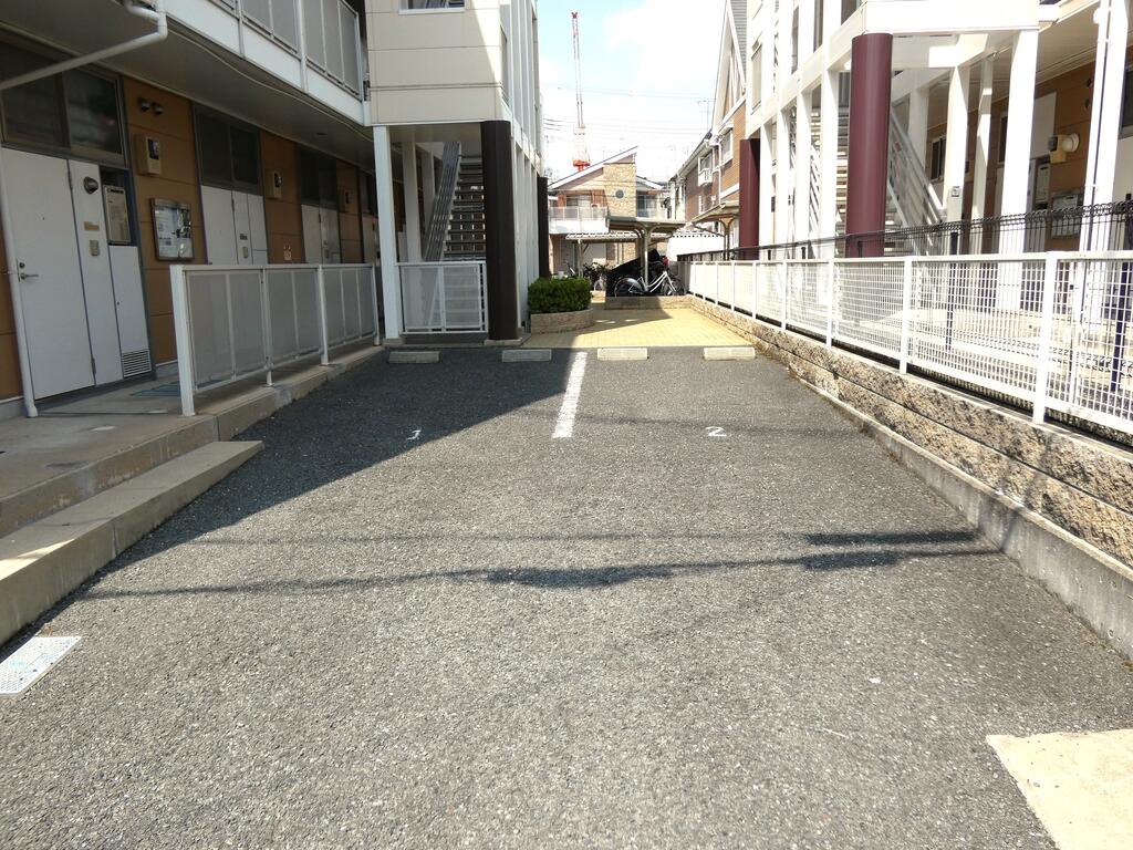 駐車場　敷地内駐車場を完備です☆（要確認）
