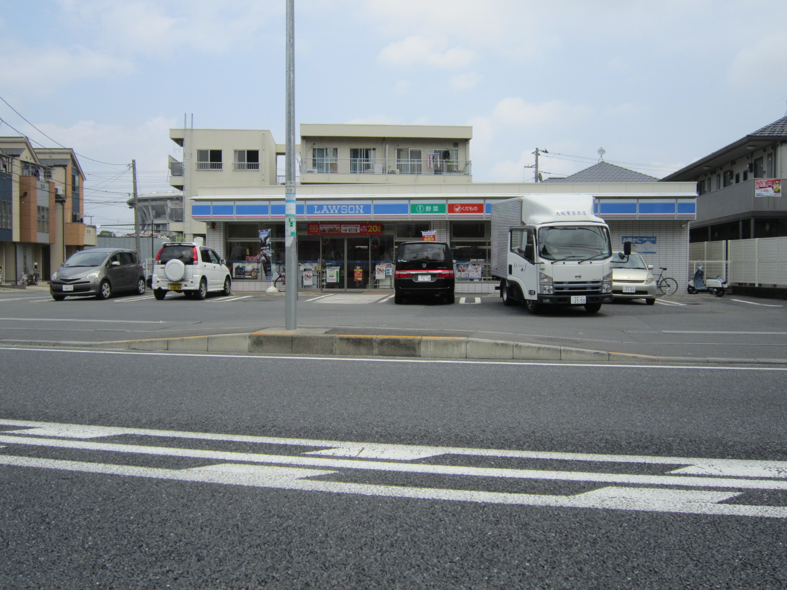 コンビニ　ローソン港北鳥山町店（コンビニ）まで45m