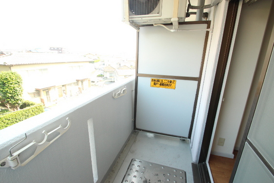 バルコニー　※別号室の写真です
