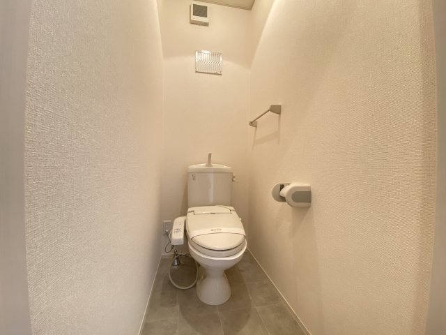 【casa・L　D棟のトイレ】