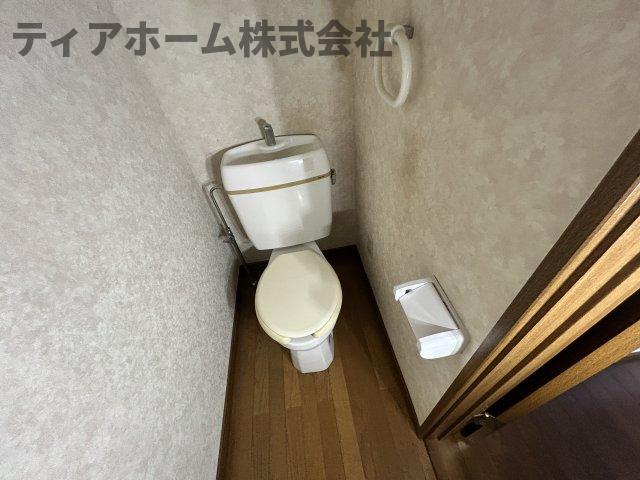 トイレ　トイレもきれいです