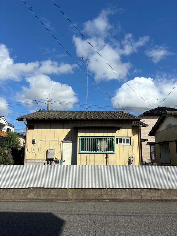 折原勝夫貸家の建物外観