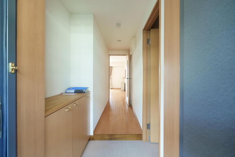 玄関　同タイプの写真です。