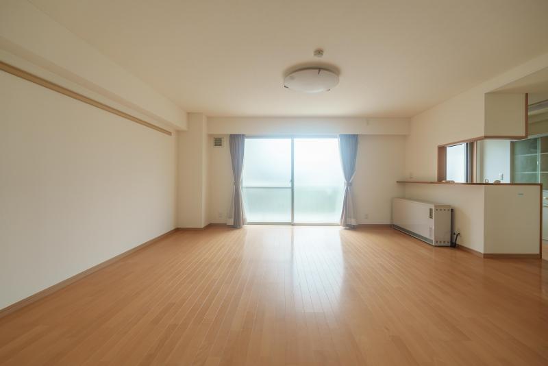 居室・リビング　同タイプの写真です。