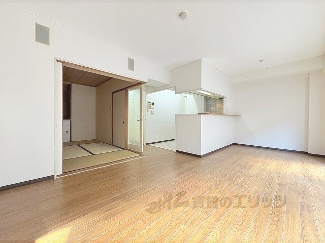 居室・リビング　リビング