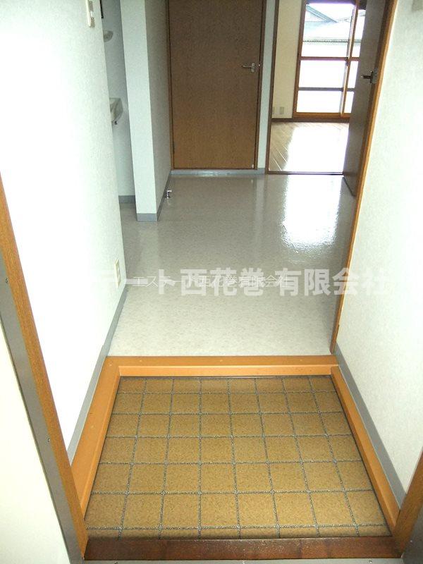 玄関　下駄箱はありません