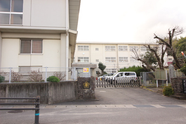 小学校　大分市立東稙田小学校（小学校）まで830m