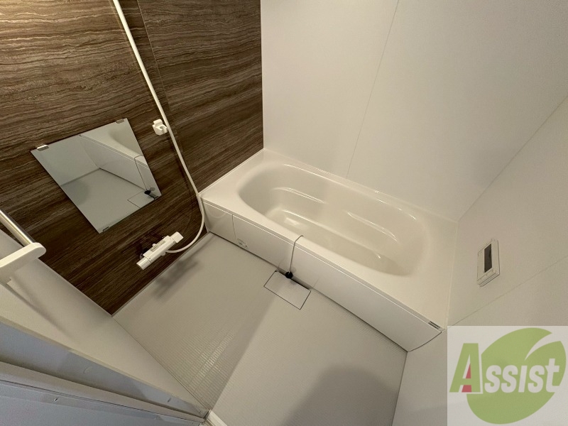 バス・シャワールーム　お風呂になります。一日の疲れを癒してくださいね。