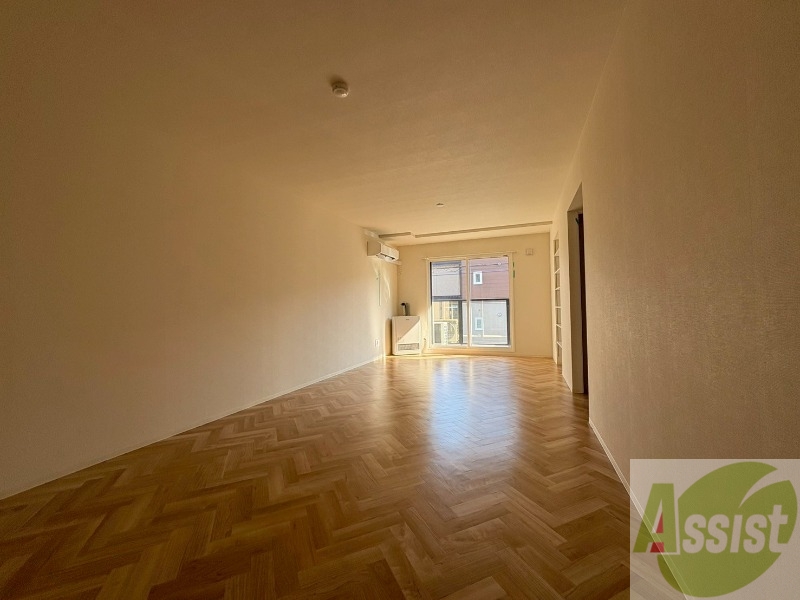 居室・リビング　広くてきれいなリビングです！快適に過ごせそうですね。