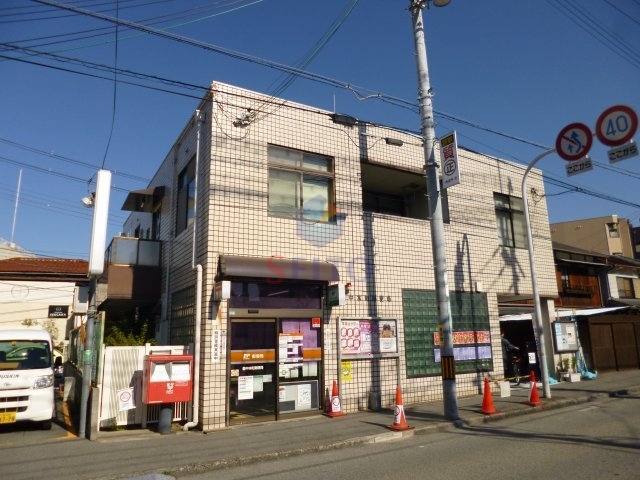 郵便局　本町郵便局（郵便局）まで275m