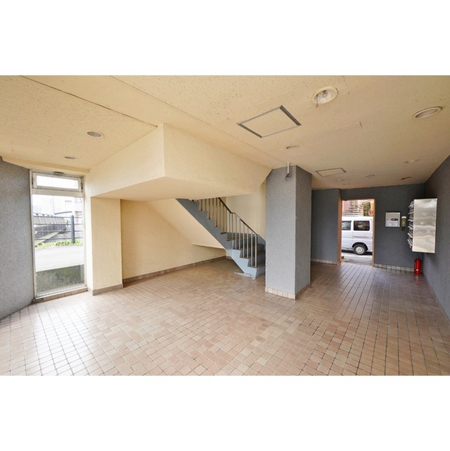 ロビー　お問い合わせは美濃善不動産駅前店へ！