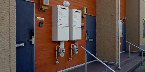 玄関　玄関ドア