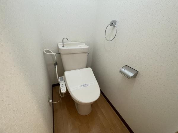 トイレ　セパレート！