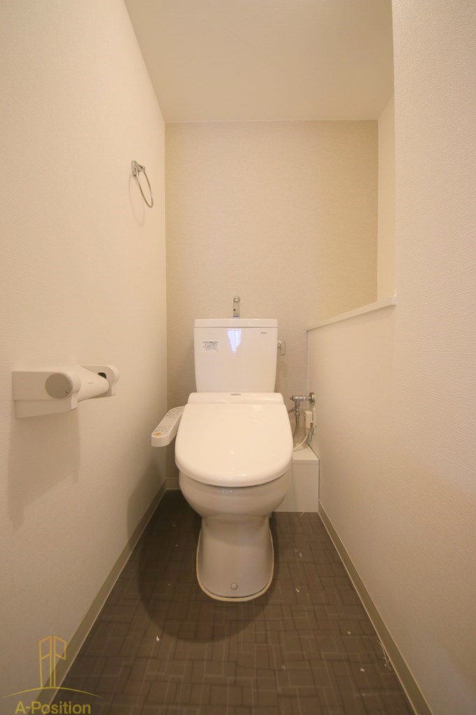 トイレ　プレサンス堺筋本町駅前