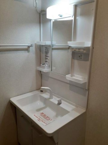 洗面設備　使いやすい洗面所です