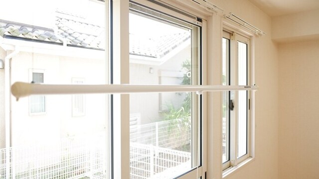 居室・リビング　室内物干し