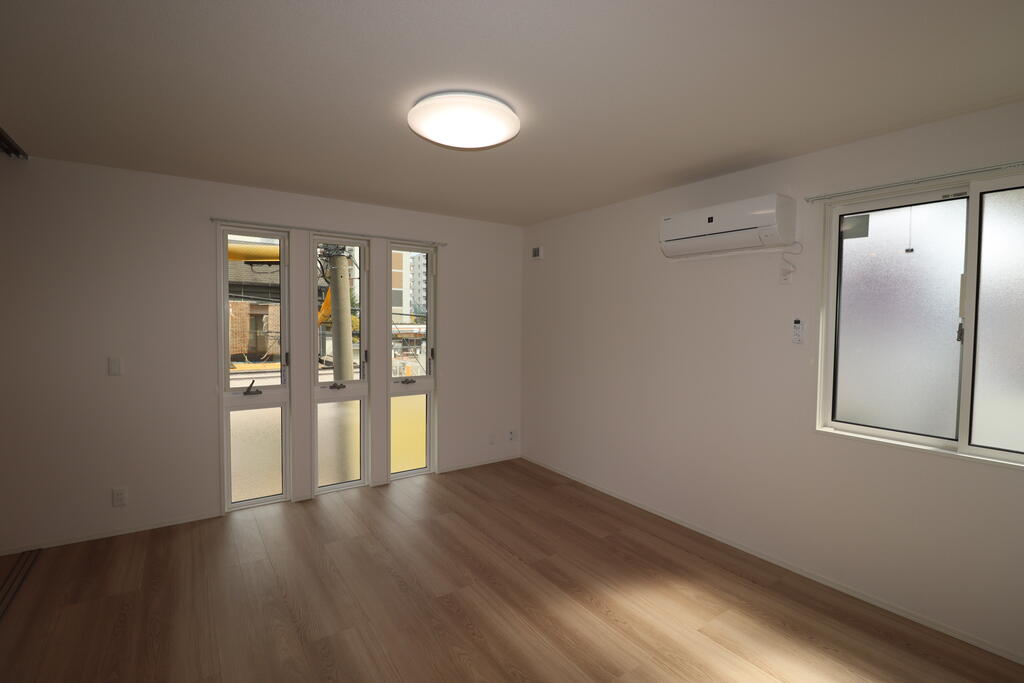 居室・リビング　リビング：画像は同社類似物件の写真