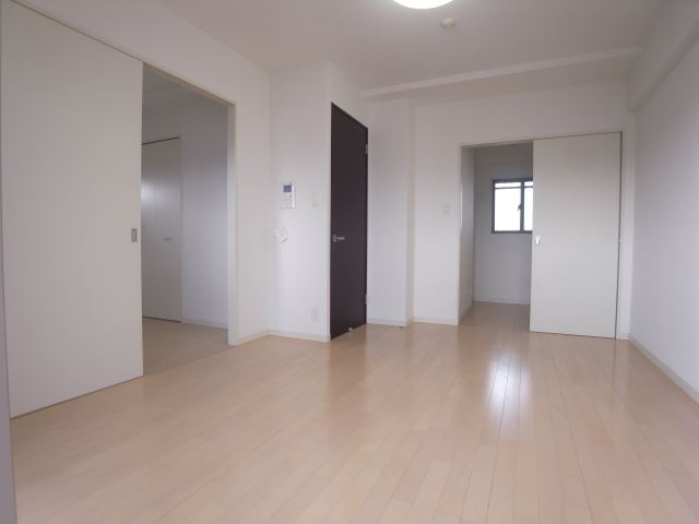 居室・リビング　お部屋