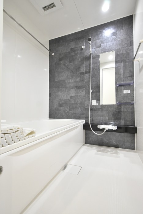 バス・シャワールーム　一坪風呂