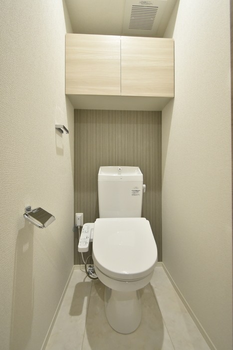 トイレ　温水洗浄暖房便座