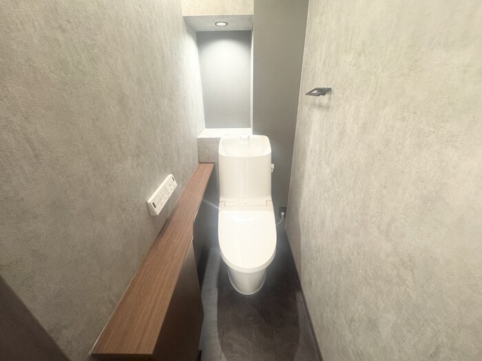 トイレ　トイレ