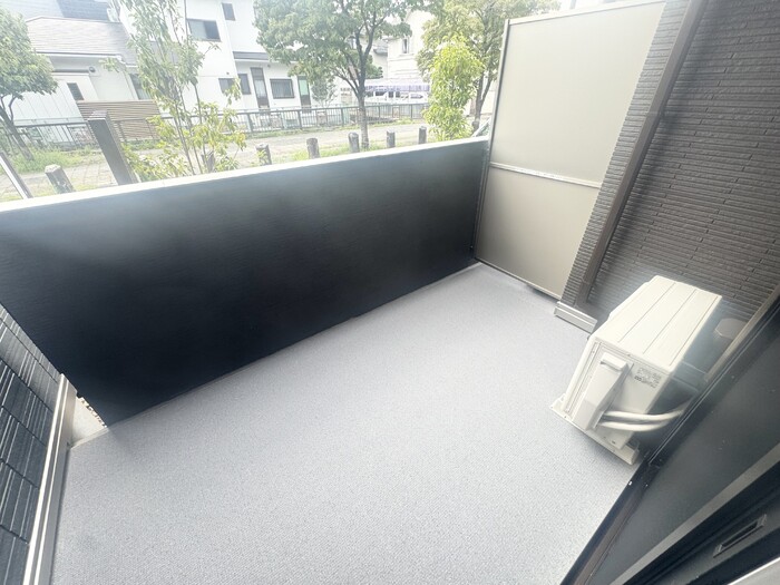 バルコニー　バルコニー