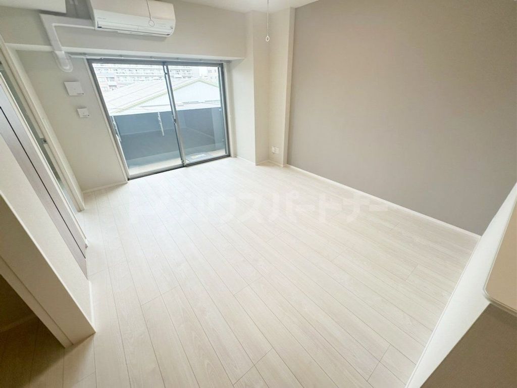 居室・リビング　バルコニー