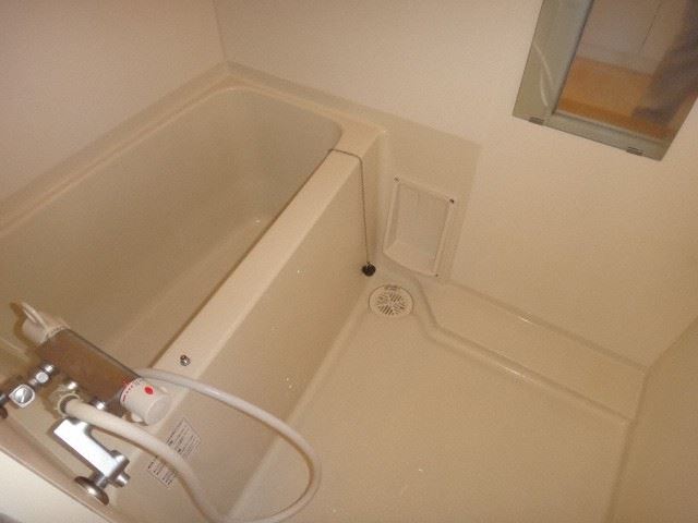 バス・シャワールーム　一般的なお風呂