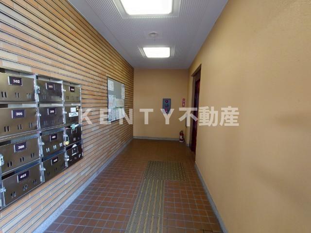 ロビー　建物の内部です