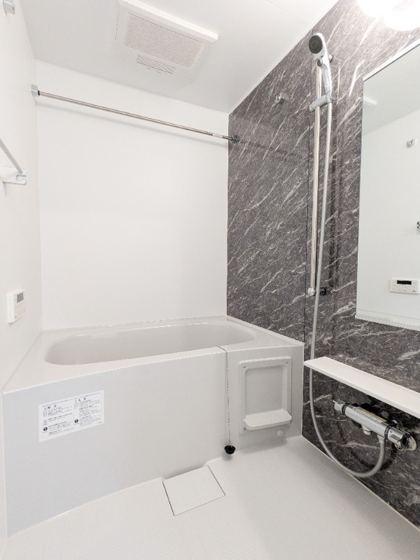 バス・シャワールーム　図面と現状に相違がある場合には現状を優先