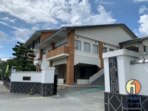 小学校　八女市立福島小学校（小学校）まで703m