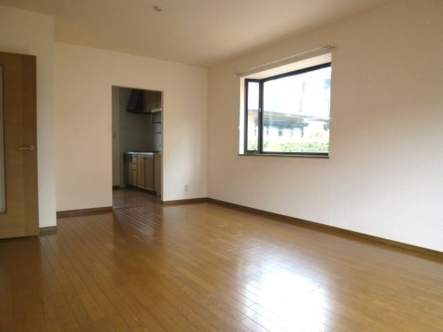 居室・リビング　★独立キッチン★