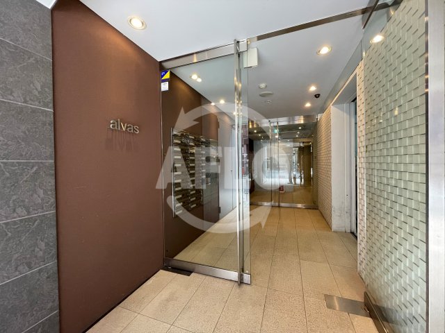 エントランス　alvas(アルバス)　エントランス