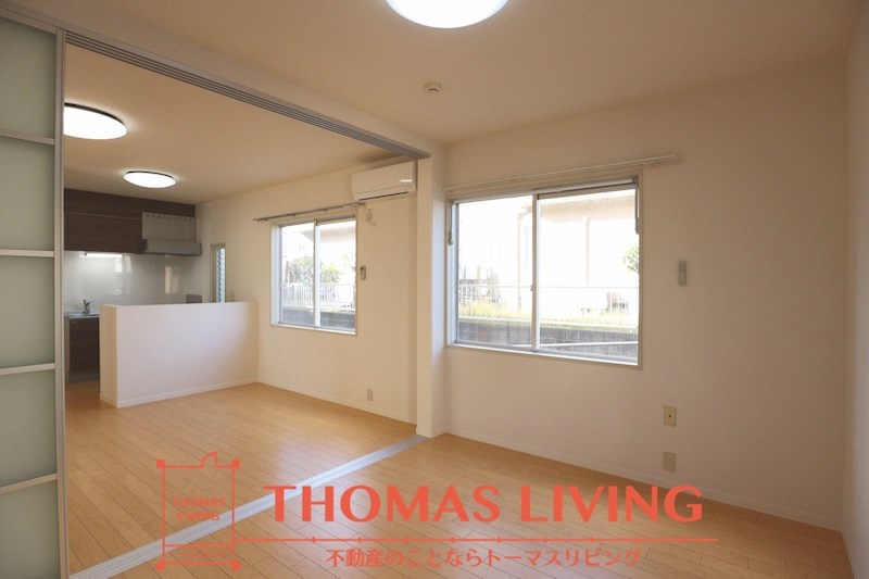 居室・リビング　写真準備中の為、同物件の他タイプの写真です。