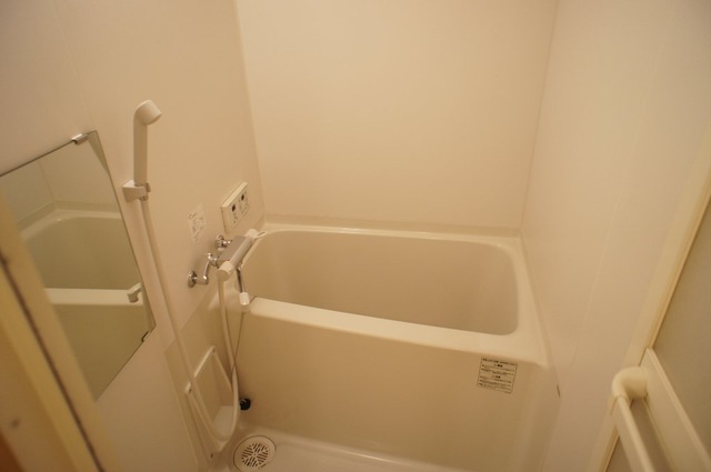 バス・シャワールーム　浴室換気乾燥機