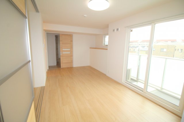 居室・リビング　別室の写真使用