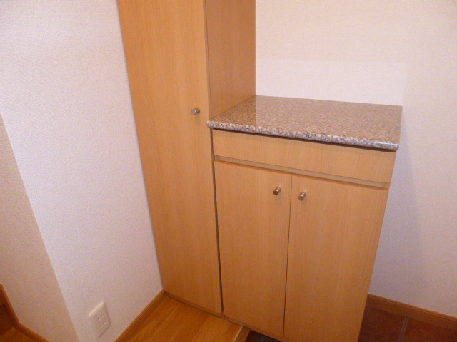 玄関　シューズボックス