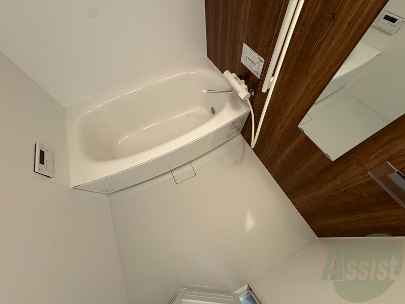 バス・シャワールーム　お風呂になります。一日の疲れを癒してくださいね。