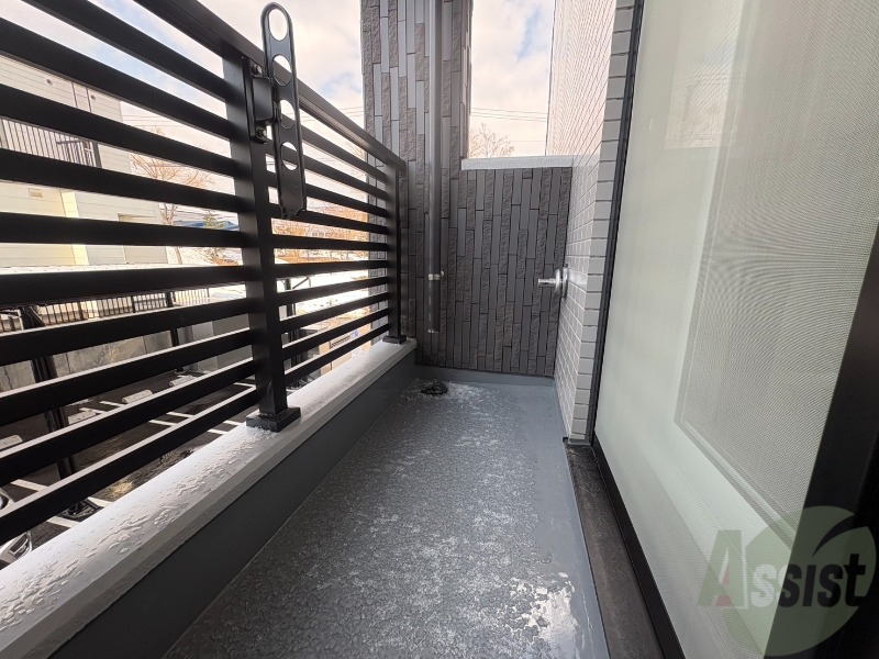 バルコニー　バルコニーです。洗濯物を干したり一息ついたりできますね！