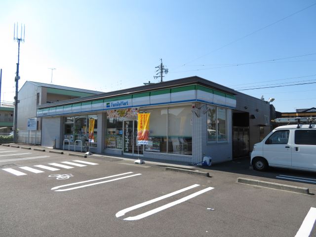 コンビニ　ファミリーマート岐阜本巣北方店（コンビニ）まで240m