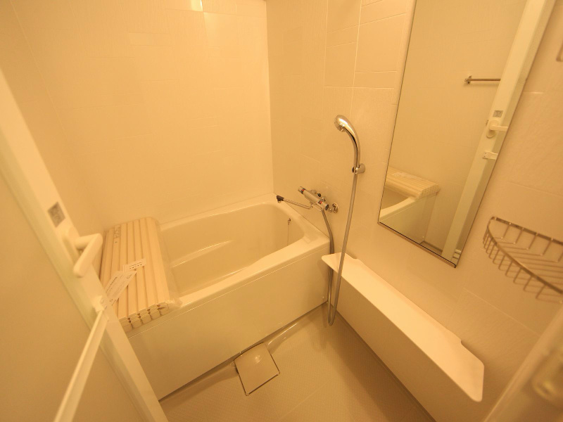 バス・シャワールーム　バスルーム　浴室暖房乾燥機付