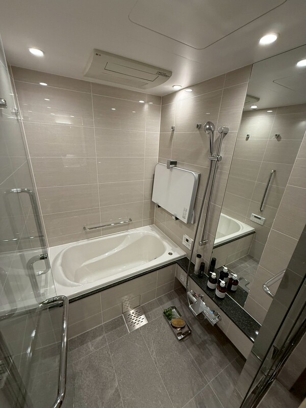 バス・シャワールーム