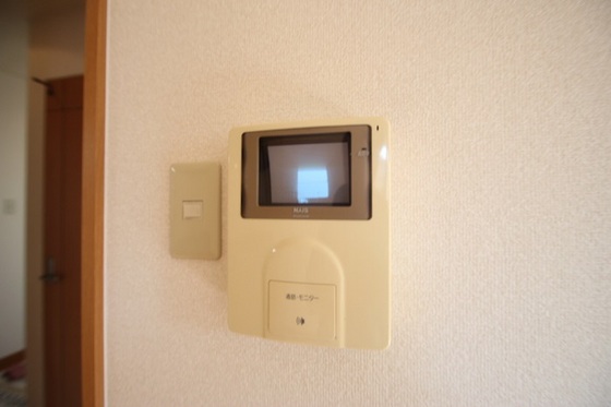 中学校　岡山市立岡山後楽館中学校（中学校）まで1221m