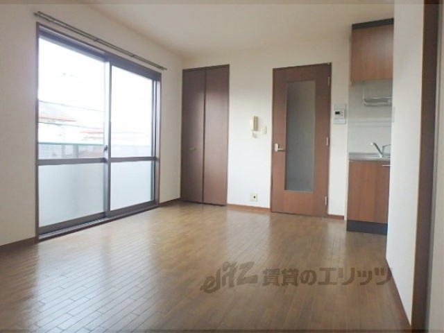 居室・リビング　リビング