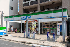 コンビニ　ファミリーマート 恵比寿一丁目店（コンビニ）まで122m