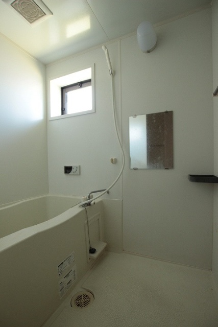 バス・シャワールーム　写真は別部屋のものです。