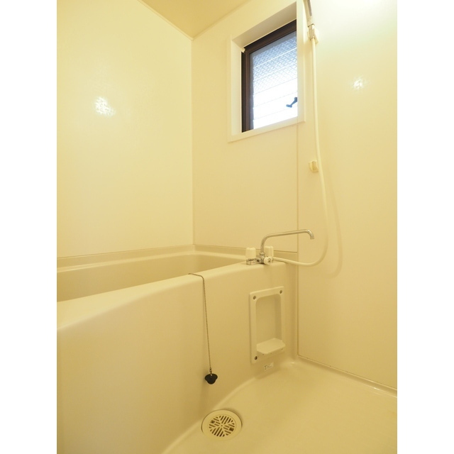 バス・シャワールーム　バストイレ別